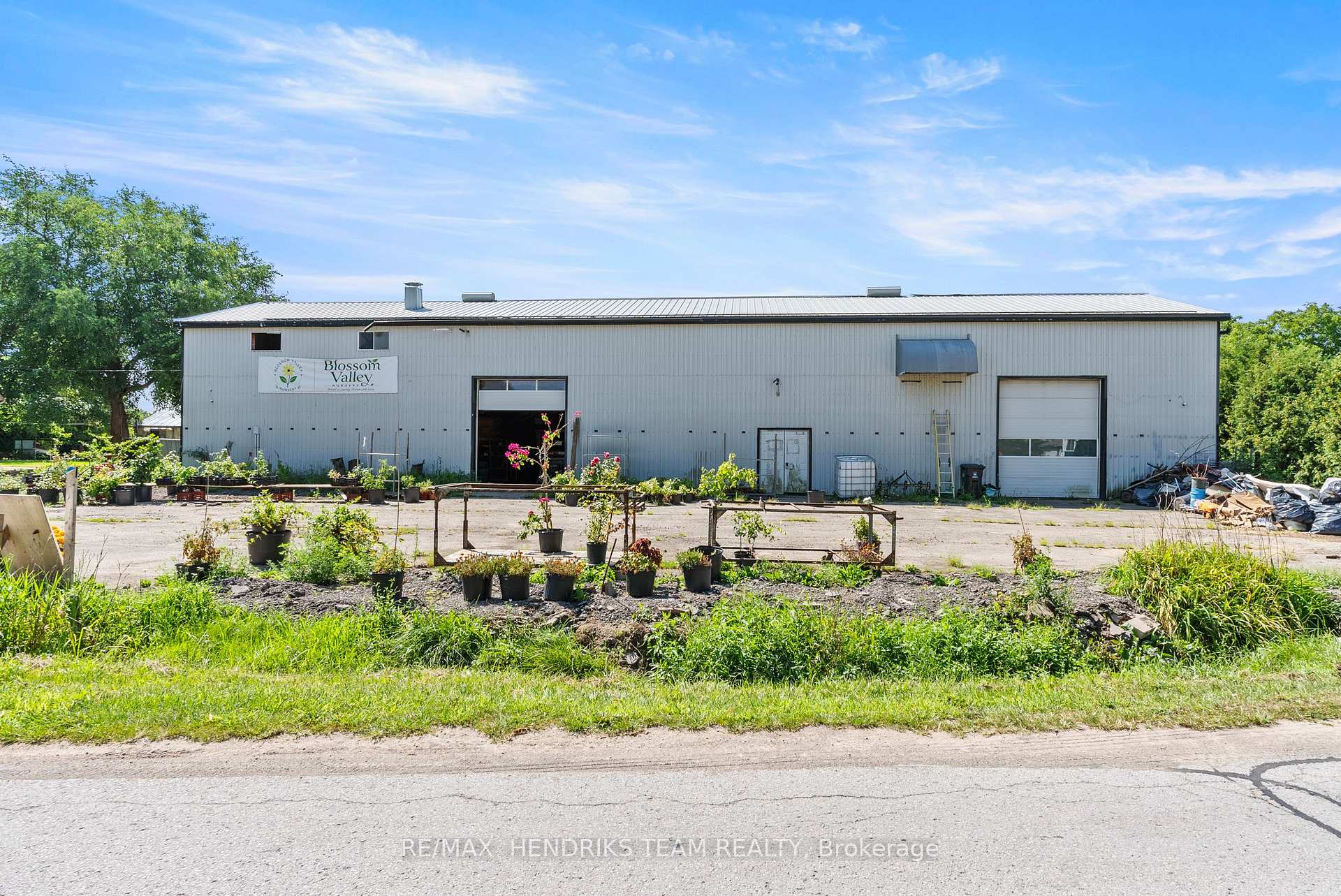 Photo 33 of 1648 Third Avenue, St. Catharines, Rural Fourth — HOMEH