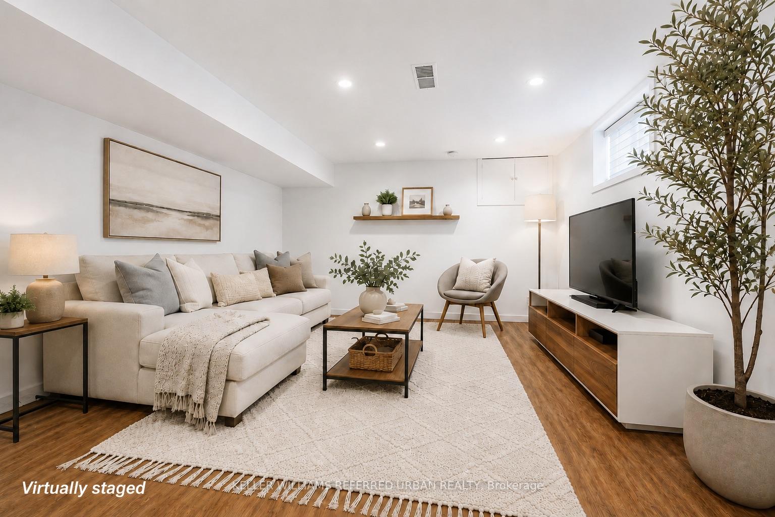 Photo 25 of 50 Frater Avenue, Toronto, Danforth Village-East York — HOMEH