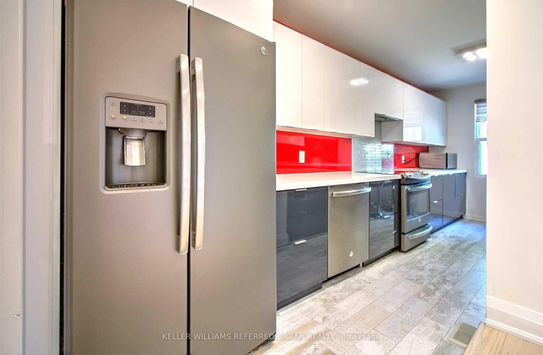 Photo 10 of 50 Frater Avenue, Toronto, Danforth Village-East York — HOMEH