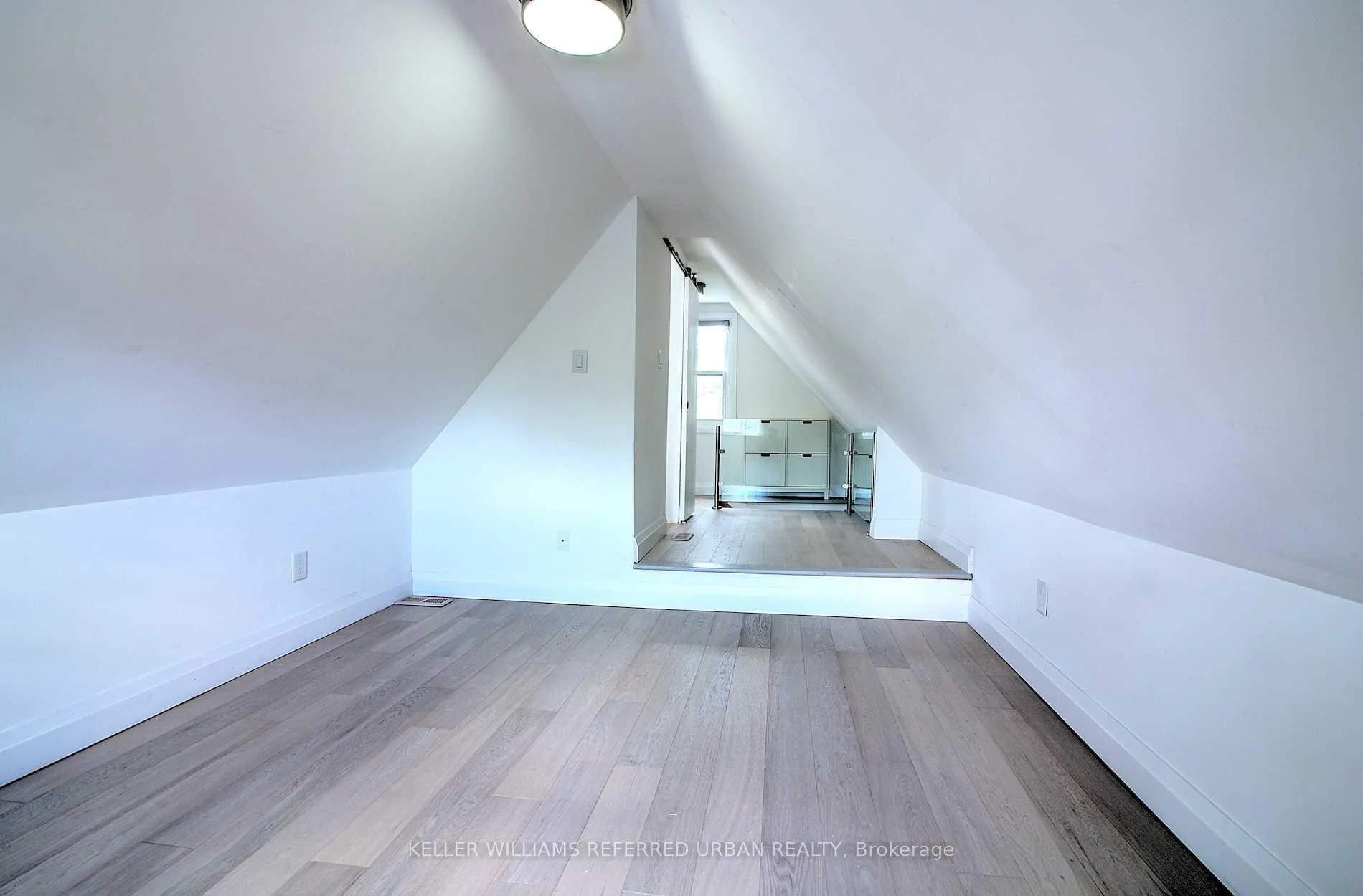 Photo 24 of 50 Frater Avenue, Toronto, Danforth Village-East York — HOMEH