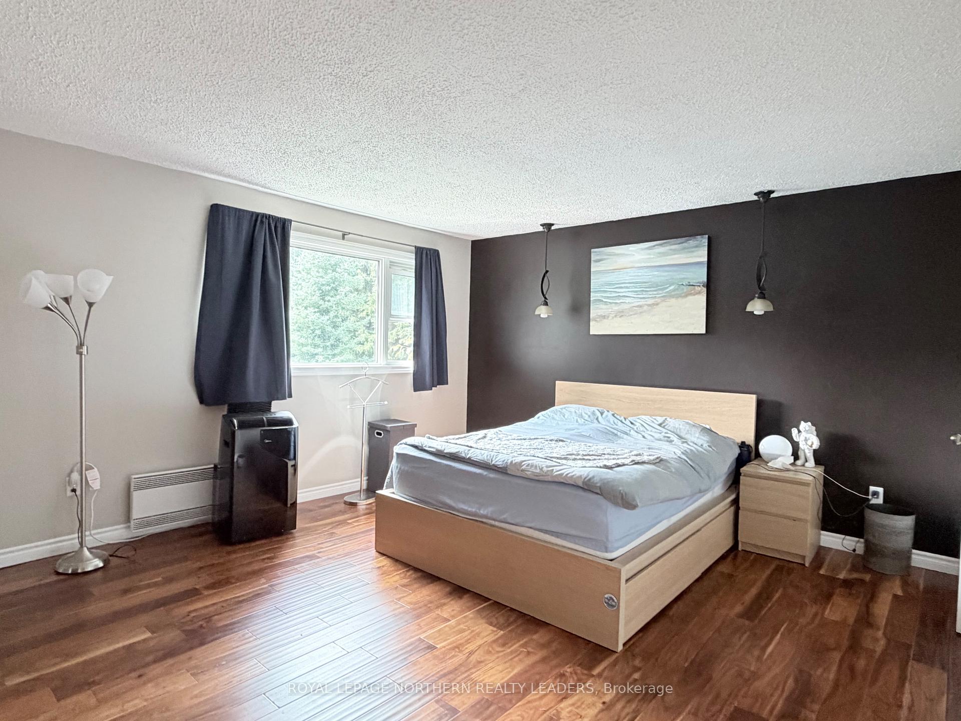 Photo 22 of 441 Ross Avenue E, Timmins, TNE - Hill District — HOMEH