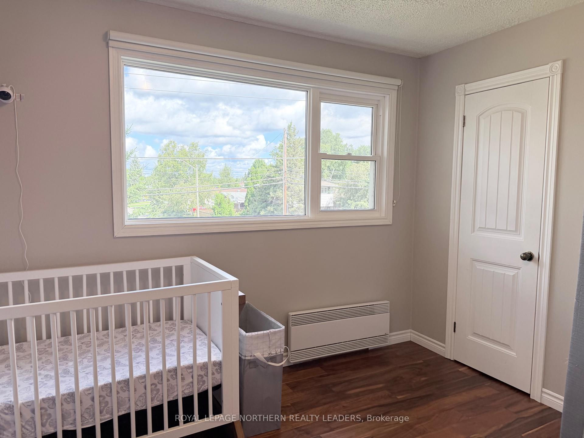 Photo 24 of 441 Ross Avenue E, Timmins, TNE - Hill District — HOMEH