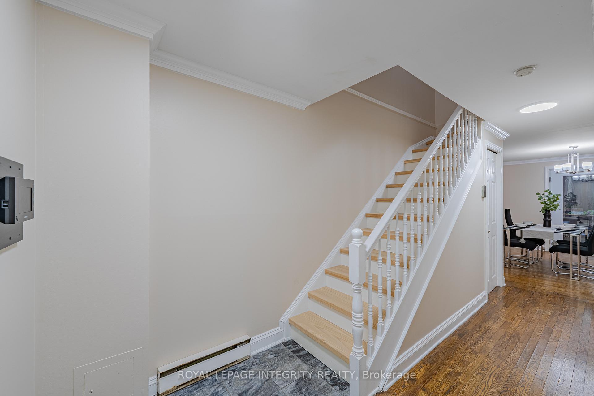Photo 14 of Unit 103, 222 Russell Avenue, Ottawa, Sandy Hill — HOMEH