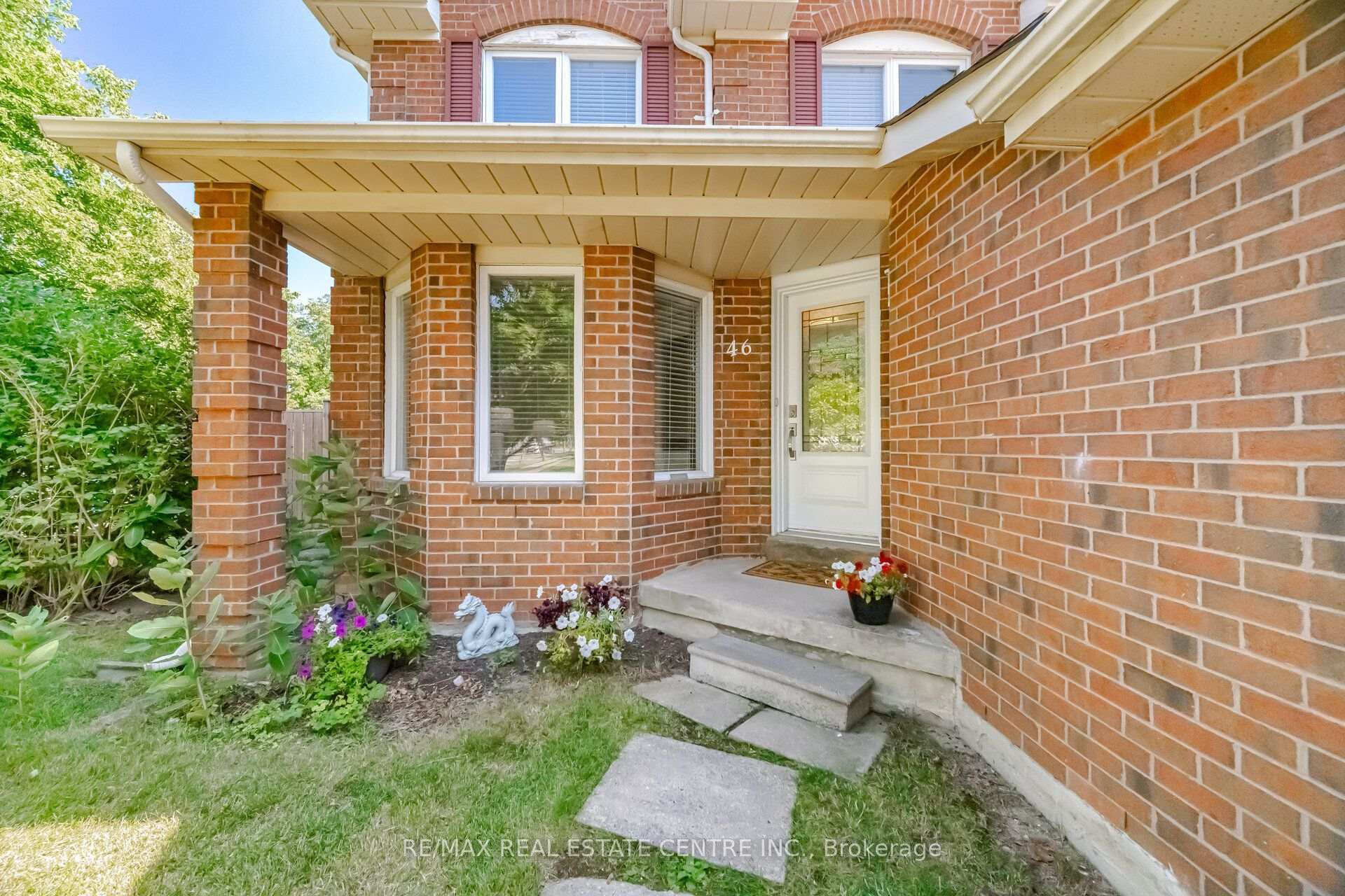 Photo 6 of 46 Butlermere Drive, Brampton, Fletcher's West — HOMEH