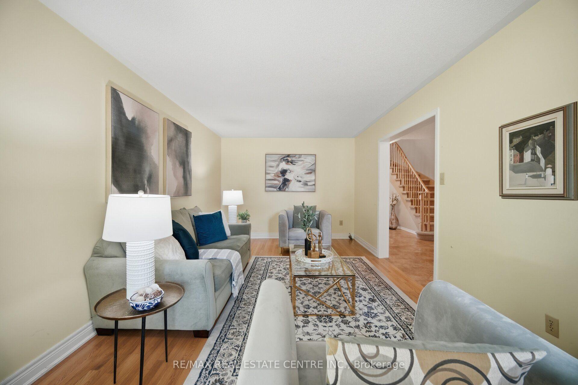 Photo 10 of 46 Butlermere Drive, Brampton, Fletcher's West — HOMEH