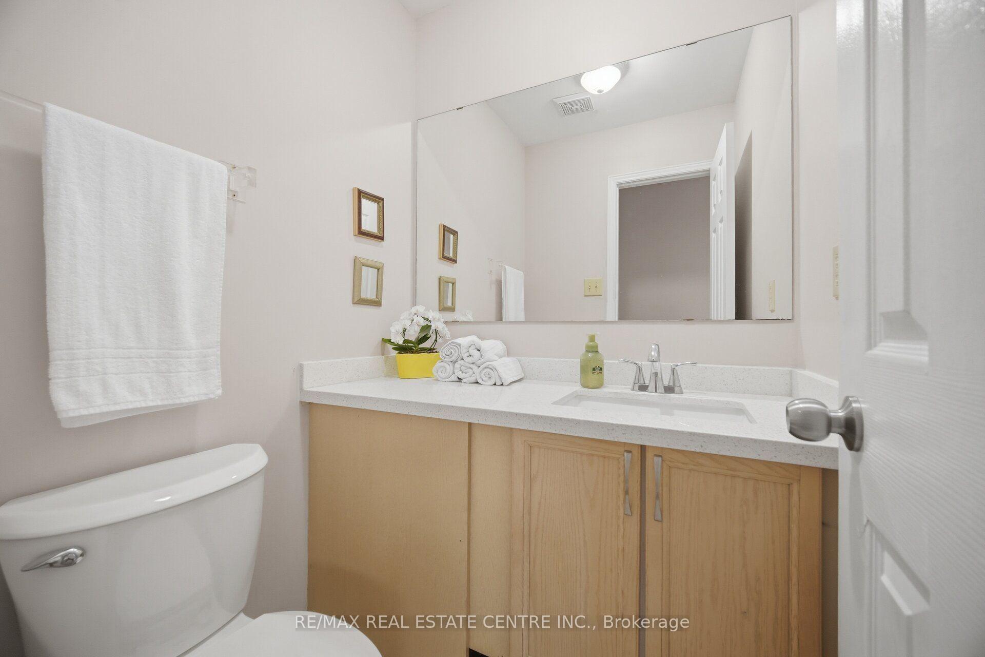 Photo 23 of 46 Butlermere Drive, Brampton, Fletcher's West — HOMEH