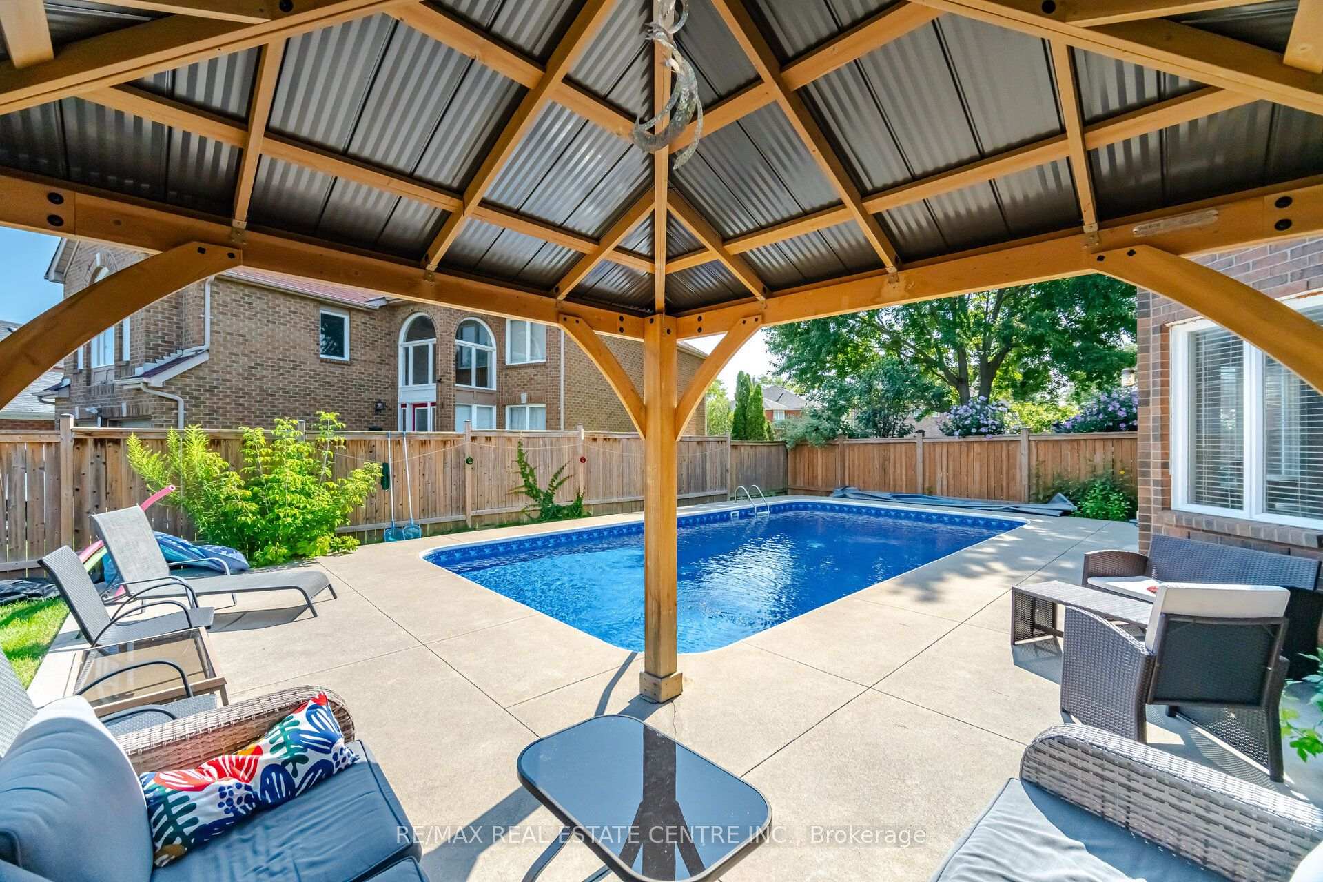 Photo 40 of 46 Butlermere Drive, Brampton, Fletcher's West — HOMEH
