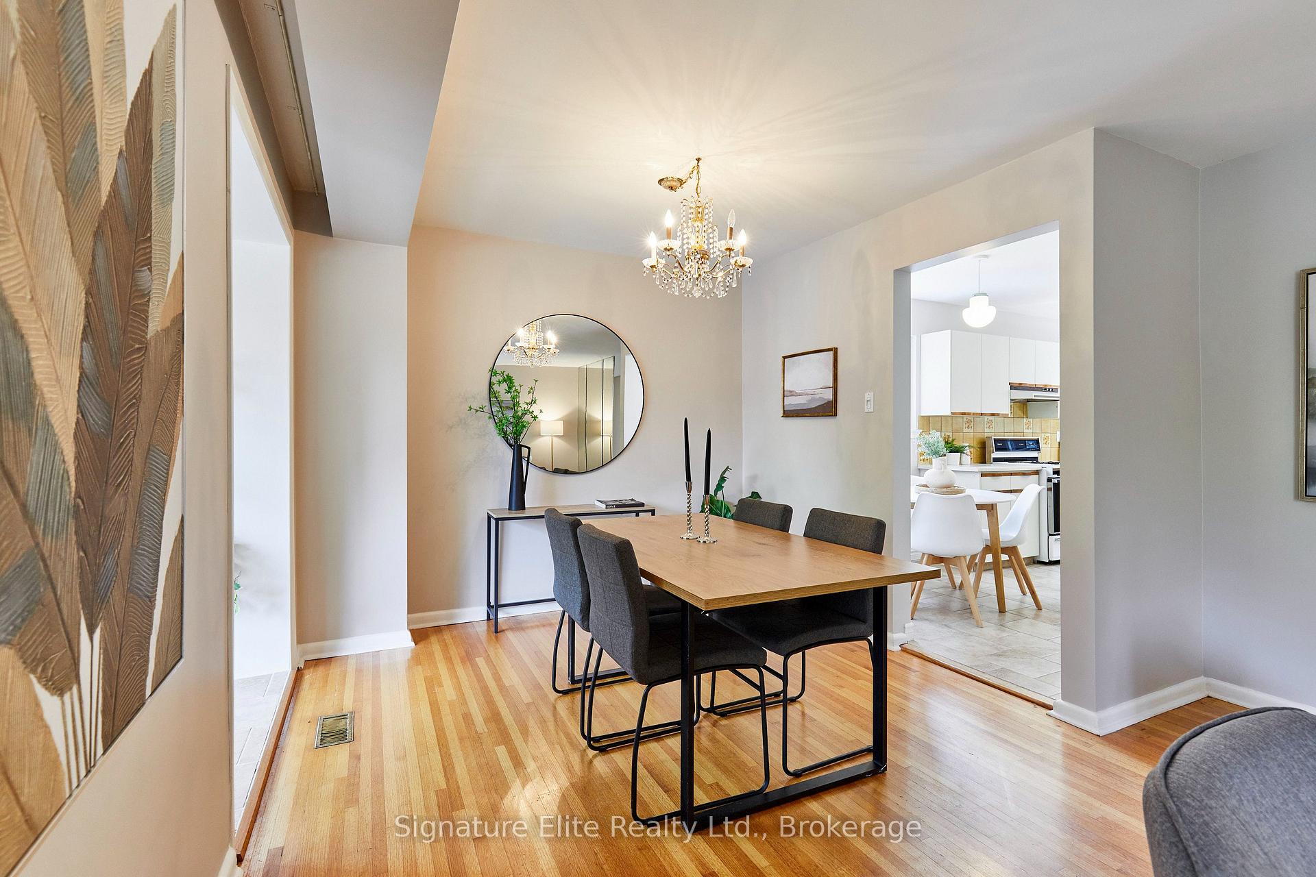 Photo 11 of 7 Lyncroft Drive, Scarborough, Guildwood — HOMEH