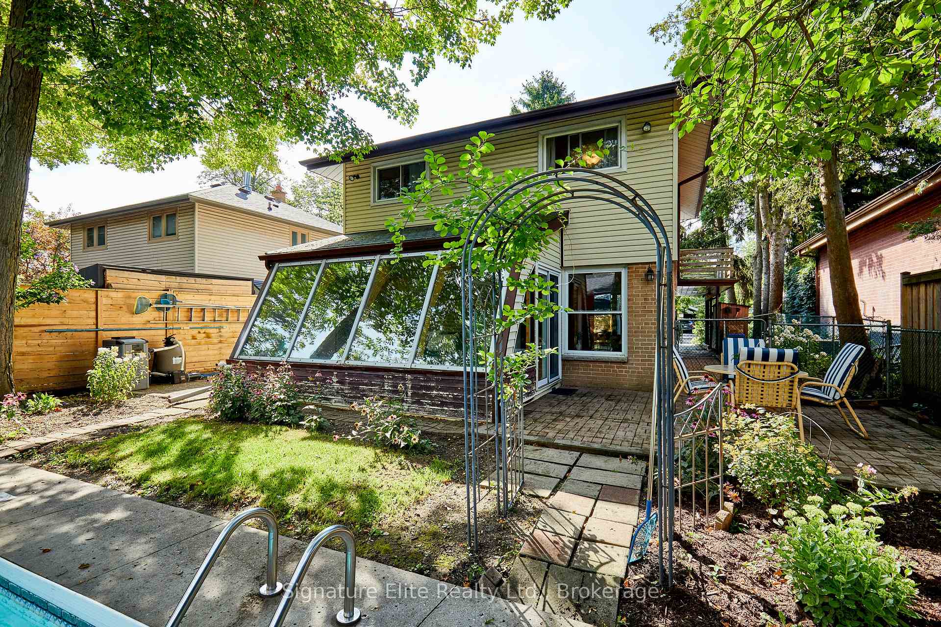 Photo 23 of 7 Lyncroft Drive, Scarborough, Guildwood — HOMEH