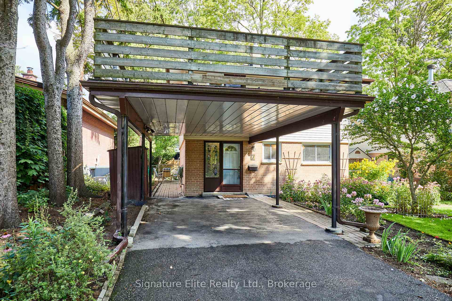 Photo 45 of 7 Lyncroft Drive, Scarborough, Guildwood — HOMEH