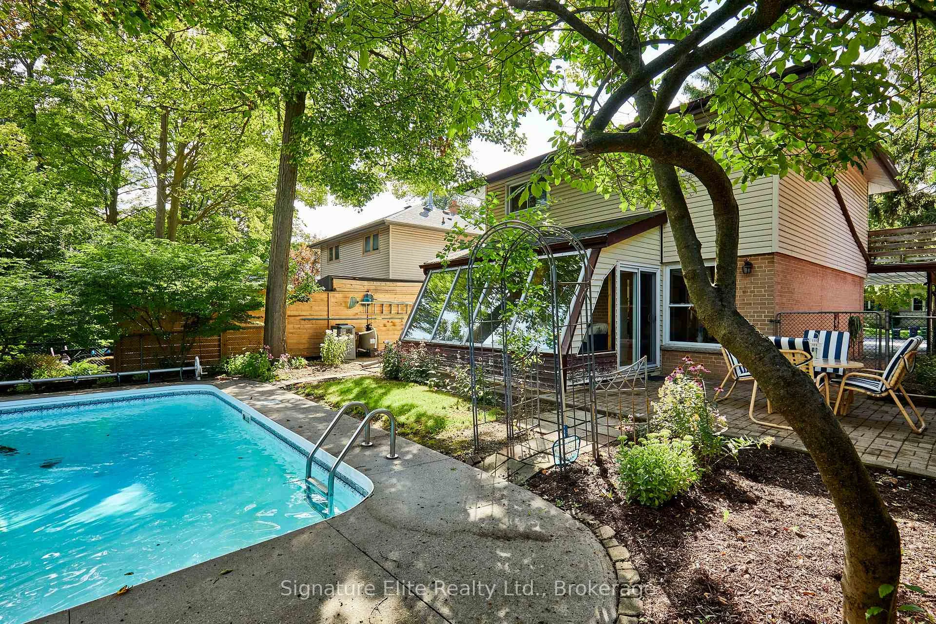 Photo 41 of 7 Lyncroft Drive, Scarborough, Guildwood — HOMEH