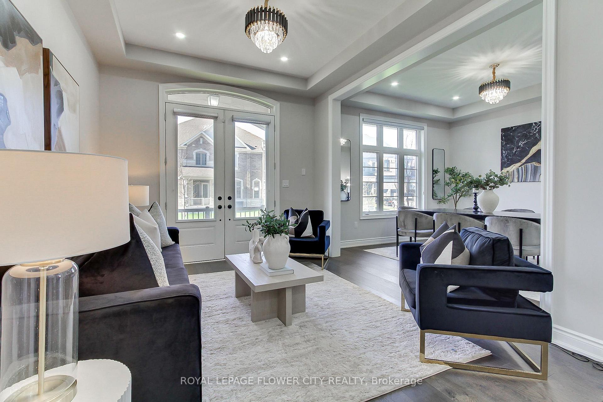 Photo 8 of 105 Morning Sparrow Drive, Vaughan, Kleinburg — HOMEH