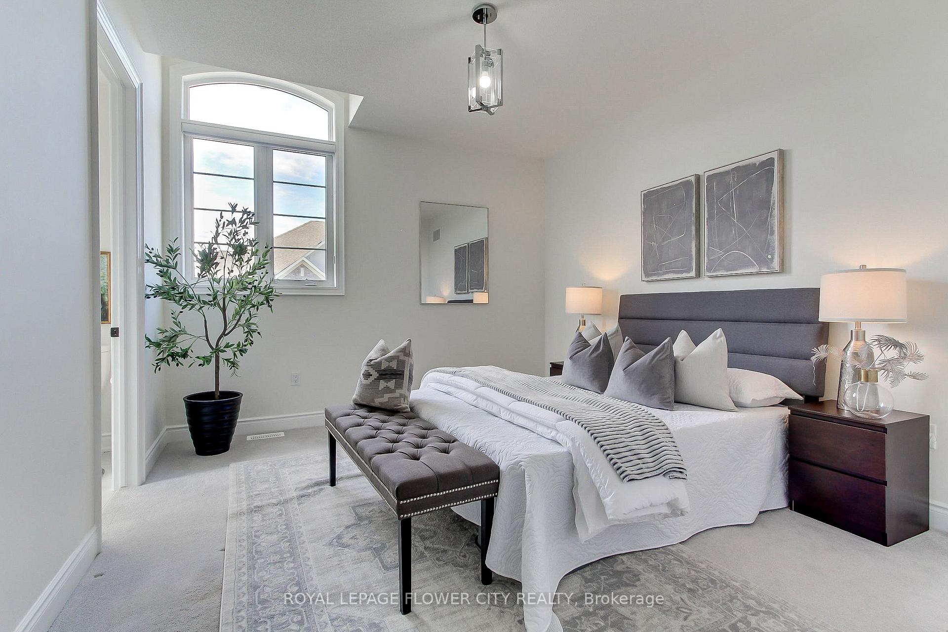 Photo 31 of 105 Morning Sparrow Drive, Vaughan, Kleinburg — HOMEH