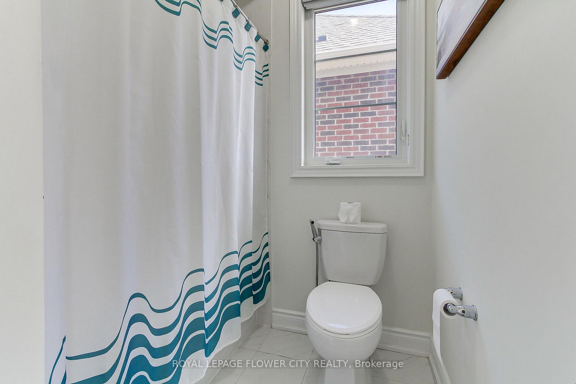 Photo 38 of 105 Morning Sparrow Drive, Vaughan, Kleinburg — HOMEH