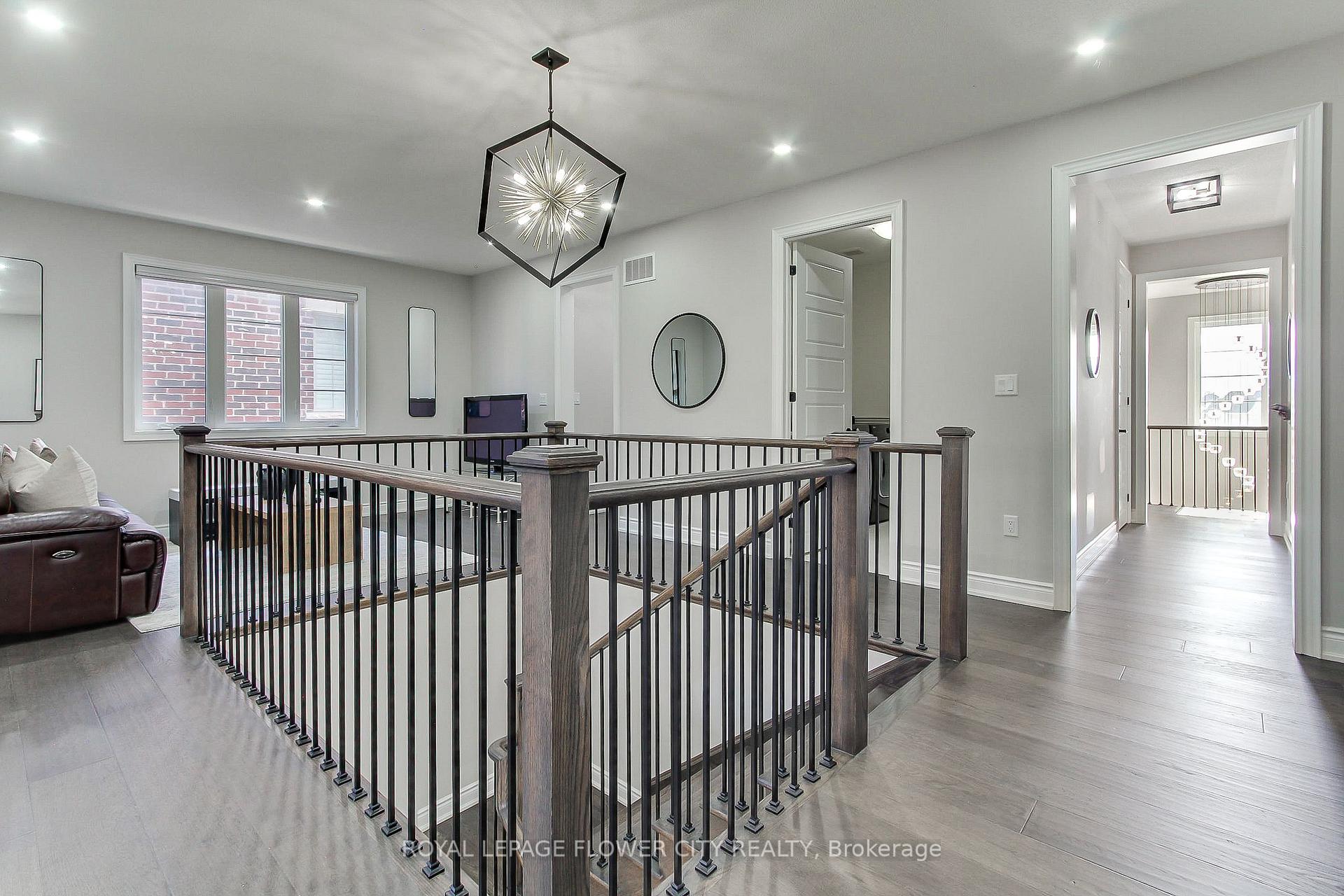Photo 40 of 105 Morning Sparrow Drive, Vaughan, Kleinburg — HOMEH
