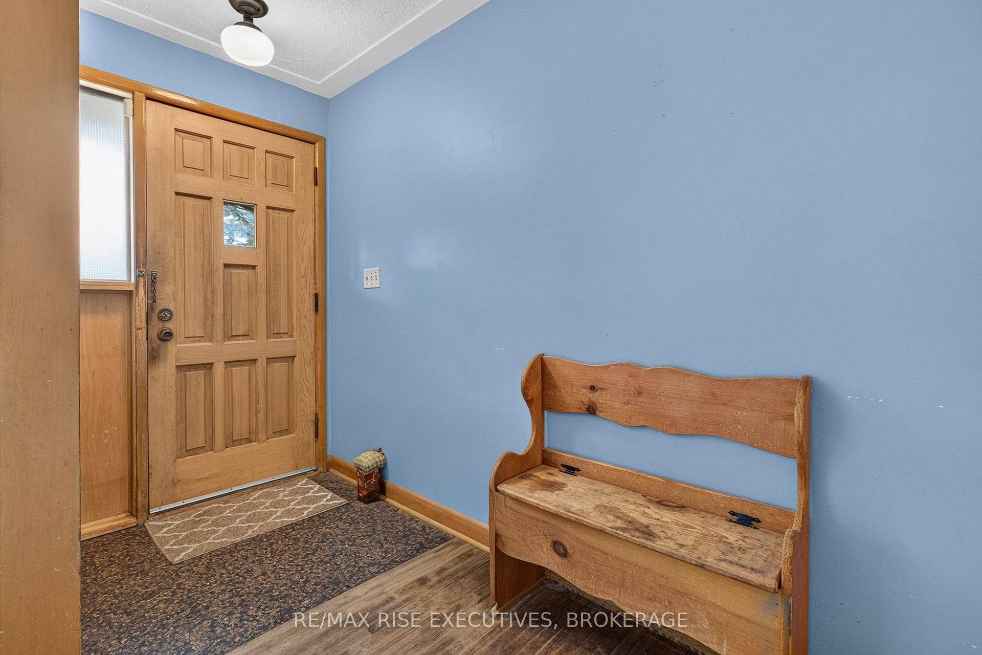 Photo 4 of 18 Dalgleish Avenue, Kingston, Kingston East (Incl Barret Crt) — HOMEH