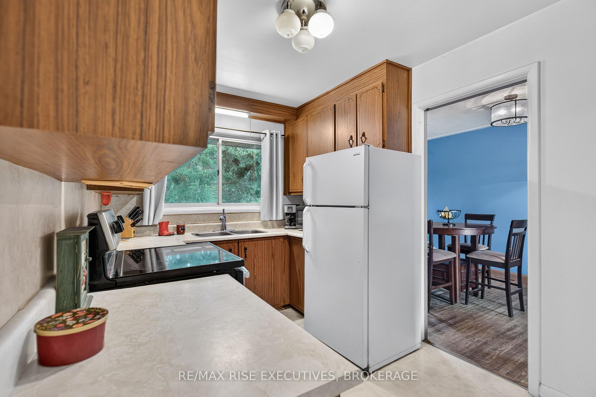 Photo 11 of 18 Dalgleish Avenue, Kingston, Kingston East (Incl Barret Crt) — HOMEH