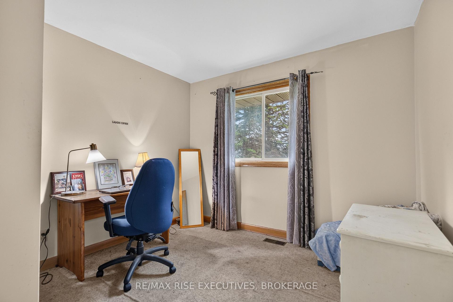 Photo 14 of 18 Dalgleish Avenue, Kingston, Kingston East (Incl Barret Crt) — HOMEH
