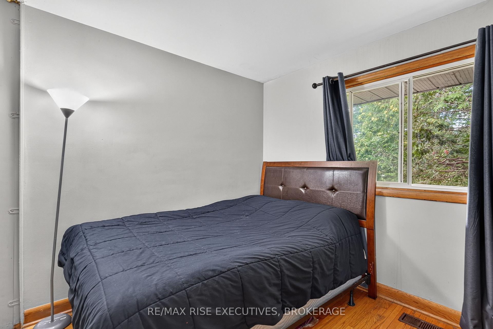 Photo 17 of 18 Dalgleish Avenue, Kingston, Kingston East (Incl Barret Crt) — HOMEH