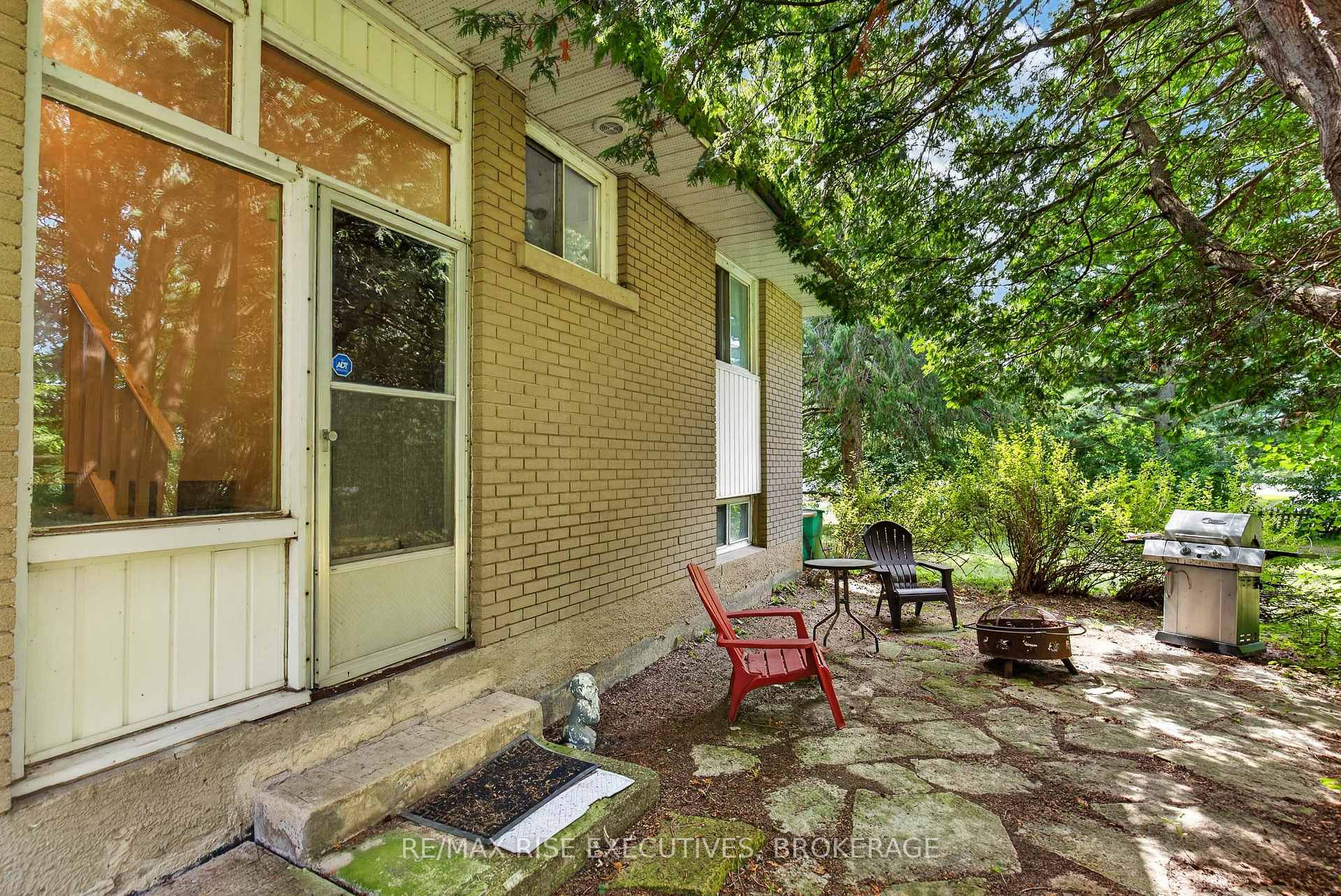 Photo 28 of 18 Dalgleish Avenue, Kingston, Kingston East (Incl Barret Crt) — HOMEH
