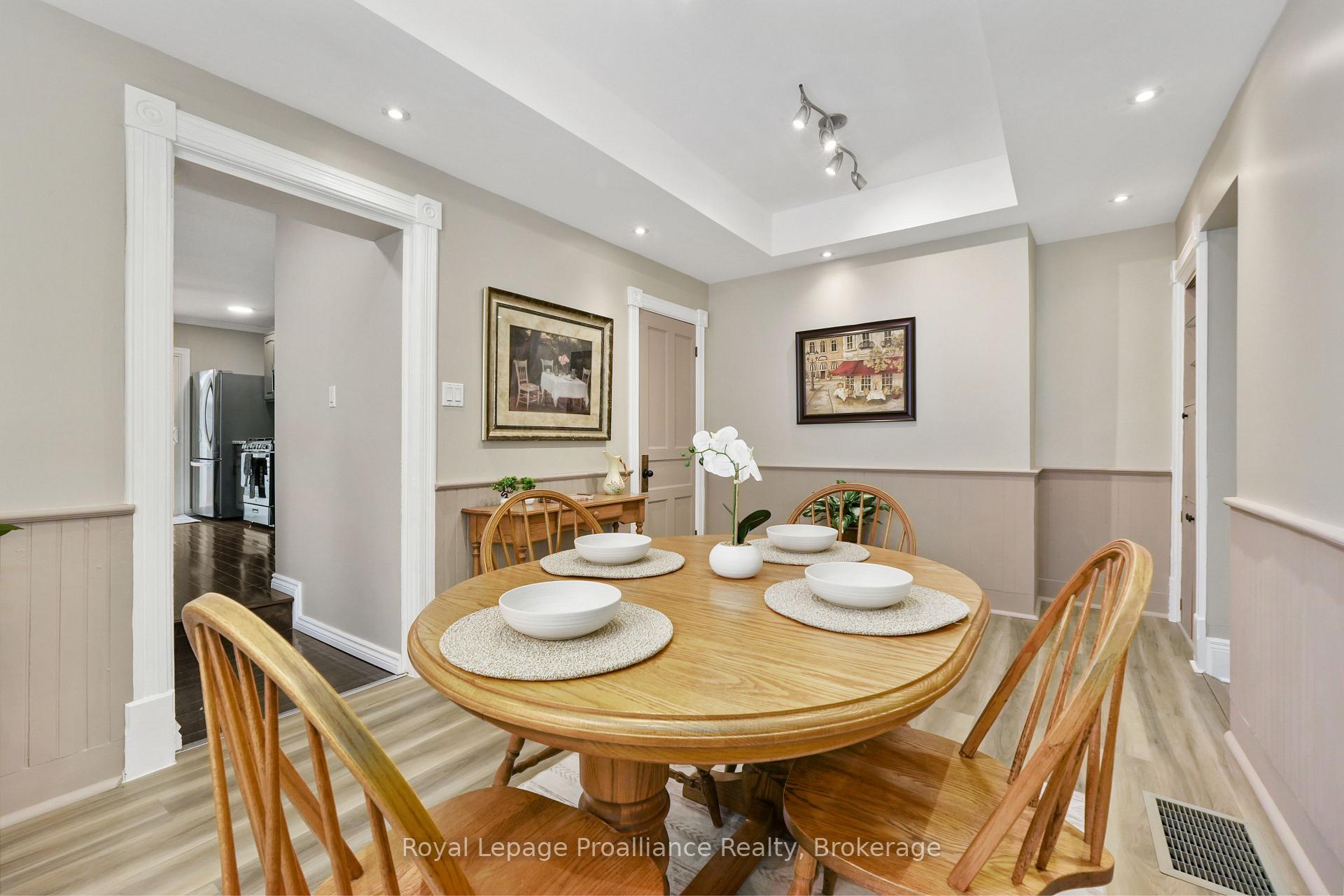 Photo 12 of 104 inkerman Street, Trent Hills, Campbellford — HOMEH