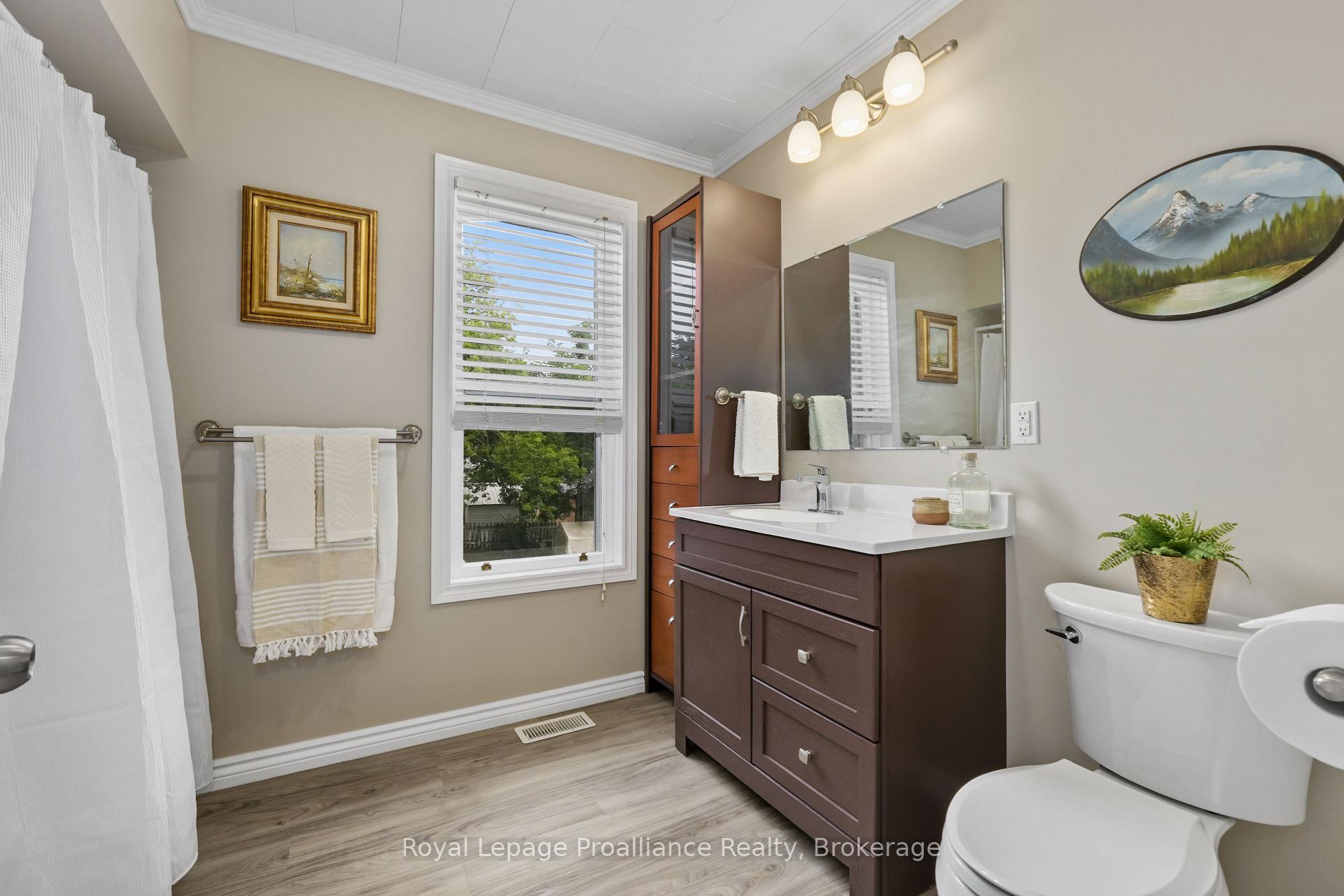 Photo 18 of 104 inkerman Street, Trent Hills, Campbellford — HOMEH