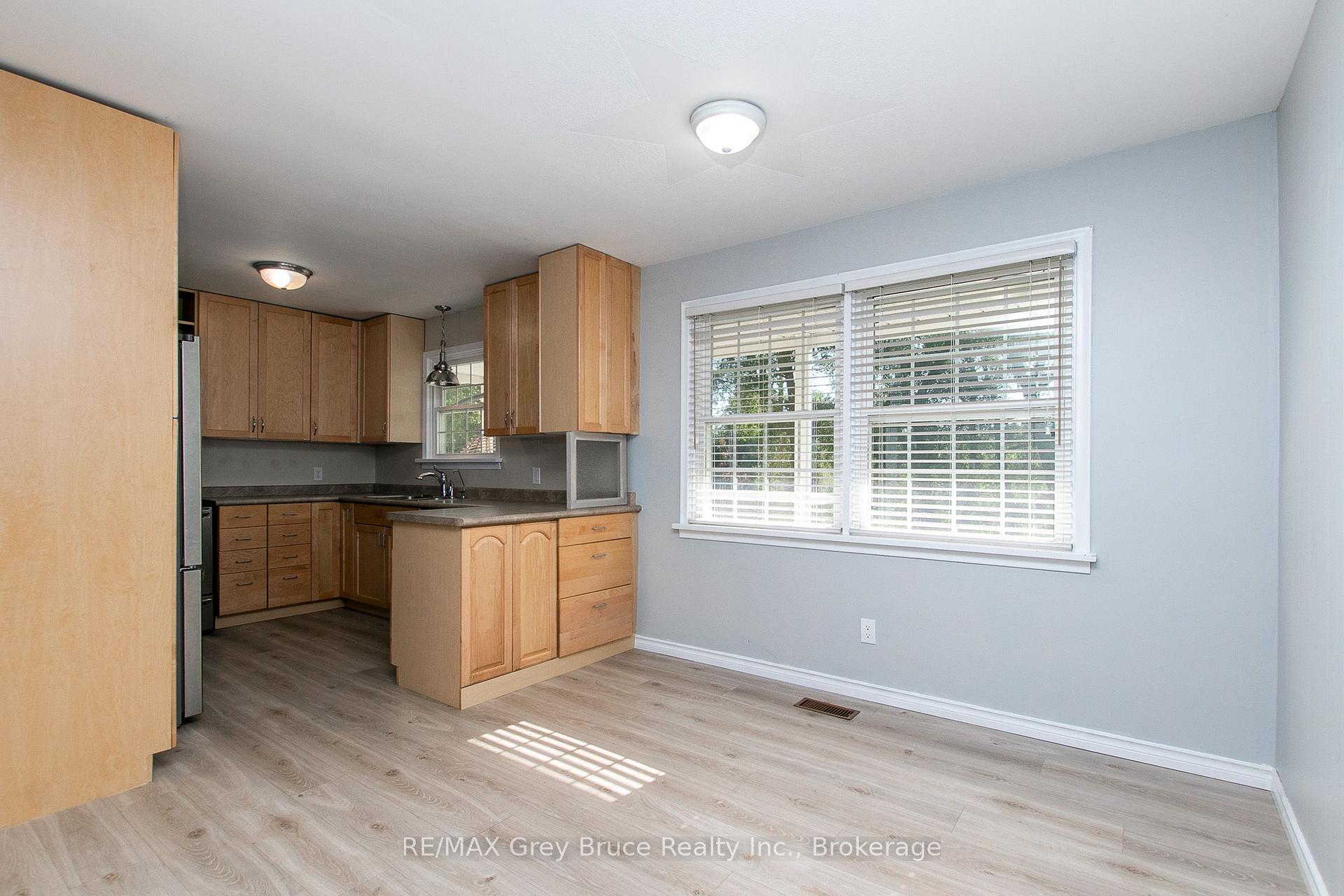 Photo 10 of 129 River Street, Arran-Elderslie — HOMEH