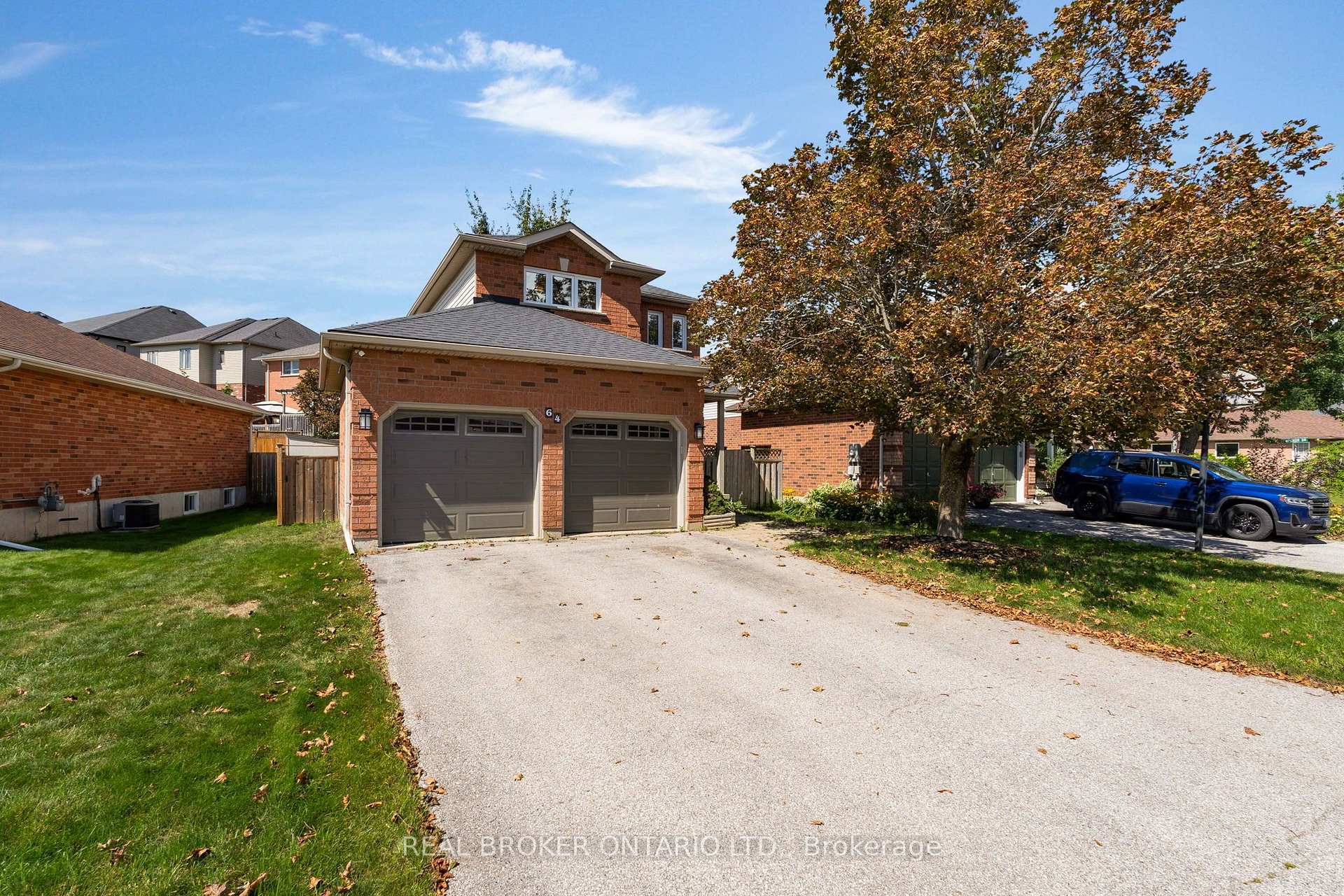 Photo 2 of 64 Vanessa Drive, Orillia — HOMEH