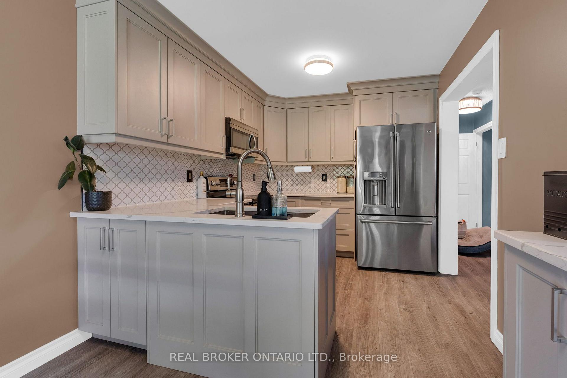 Photo 13 of 64 Vanessa Drive, Orillia — HOMEH