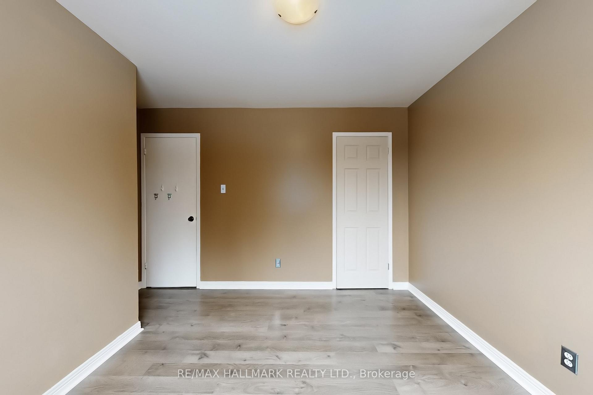 Photo 21 of 1022 Janette Street, Newmarket, Huron Heights-Leslie Valley — HOMEH