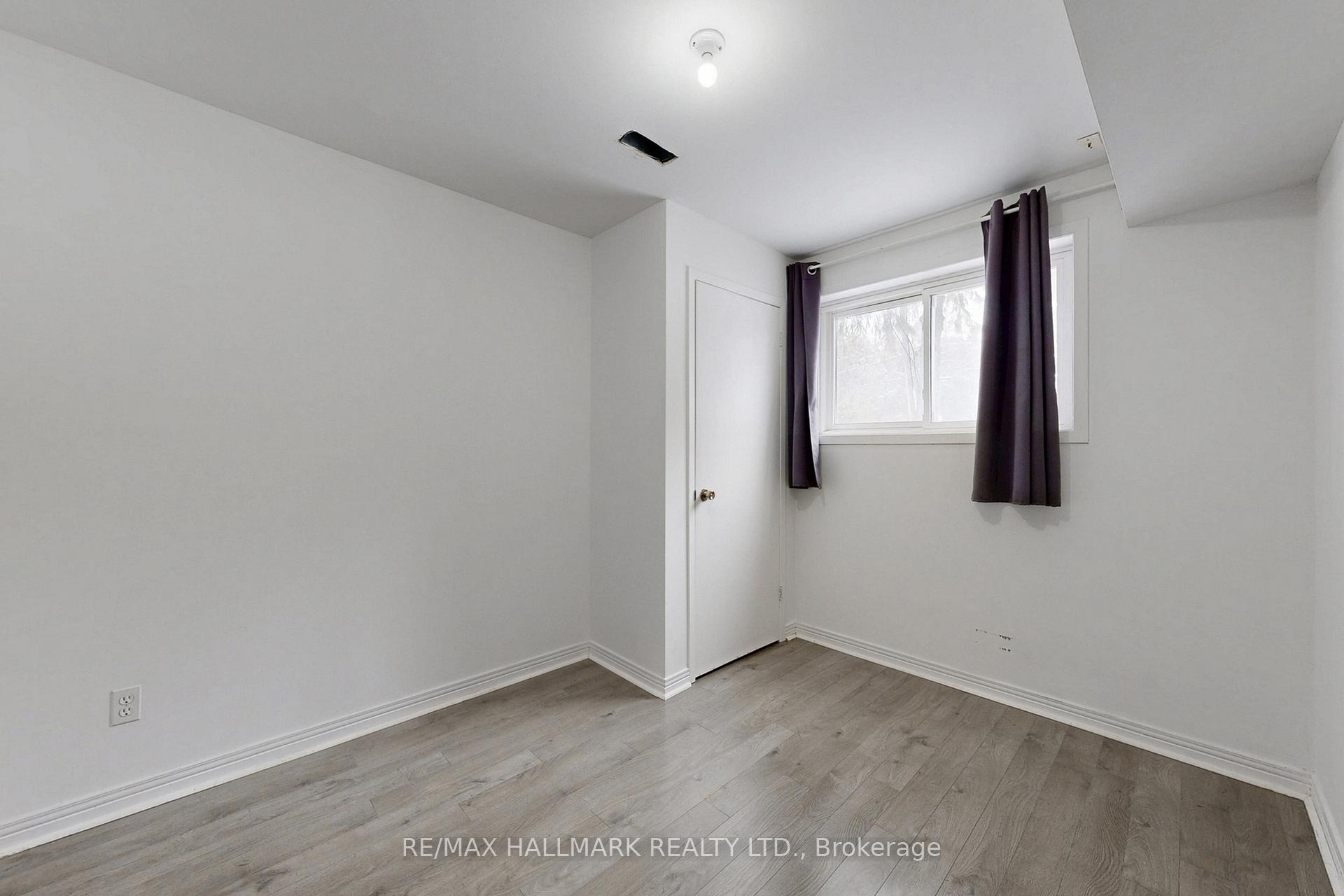 Photo 39 of 1022 Janette Street, Newmarket, Huron Heights-Leslie Valley — HOMEH