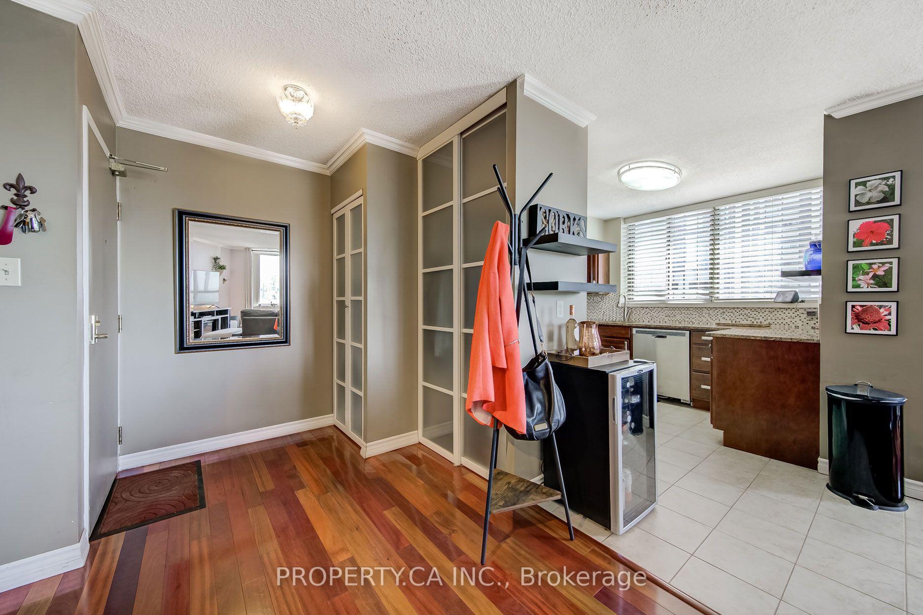 Photo 12 of Unit 302, 270 Queens Quay W, Toronto, Waterfront Communities — HOMEH