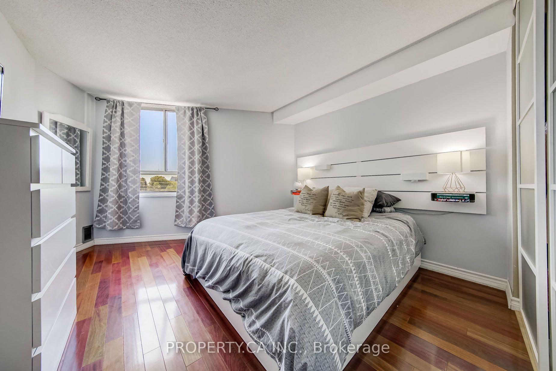 Photo 14 of Unit 302, 270 Queens Quay W, Toronto, Waterfront Communities — HOMEH