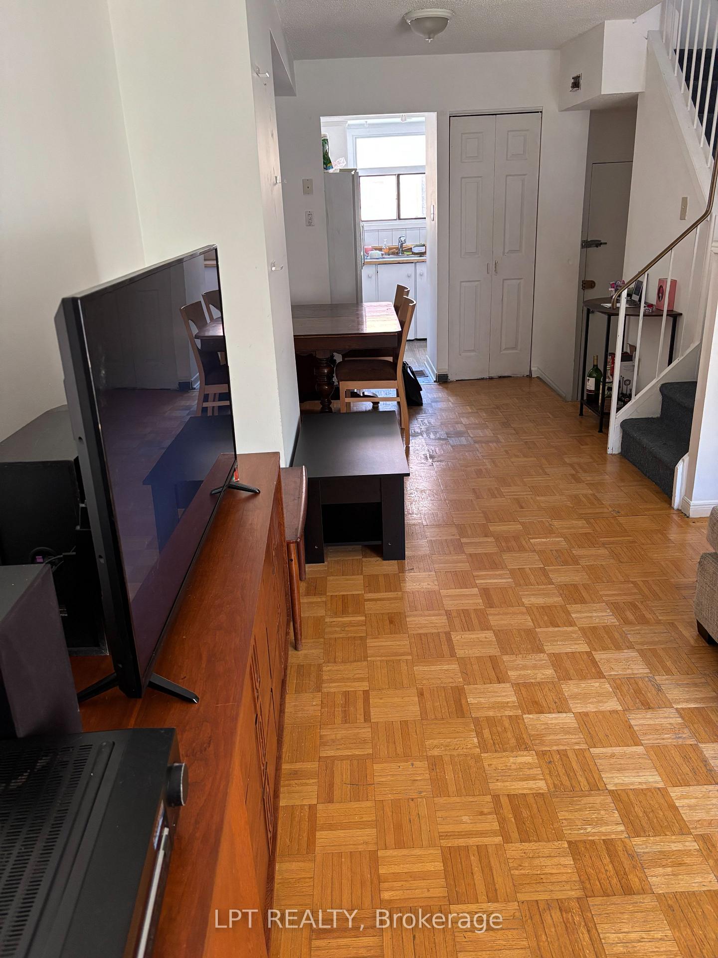 Photo 4 of Unit 167, 275 Broadview Avenue, Toronto, South Riverdale — HOMEH