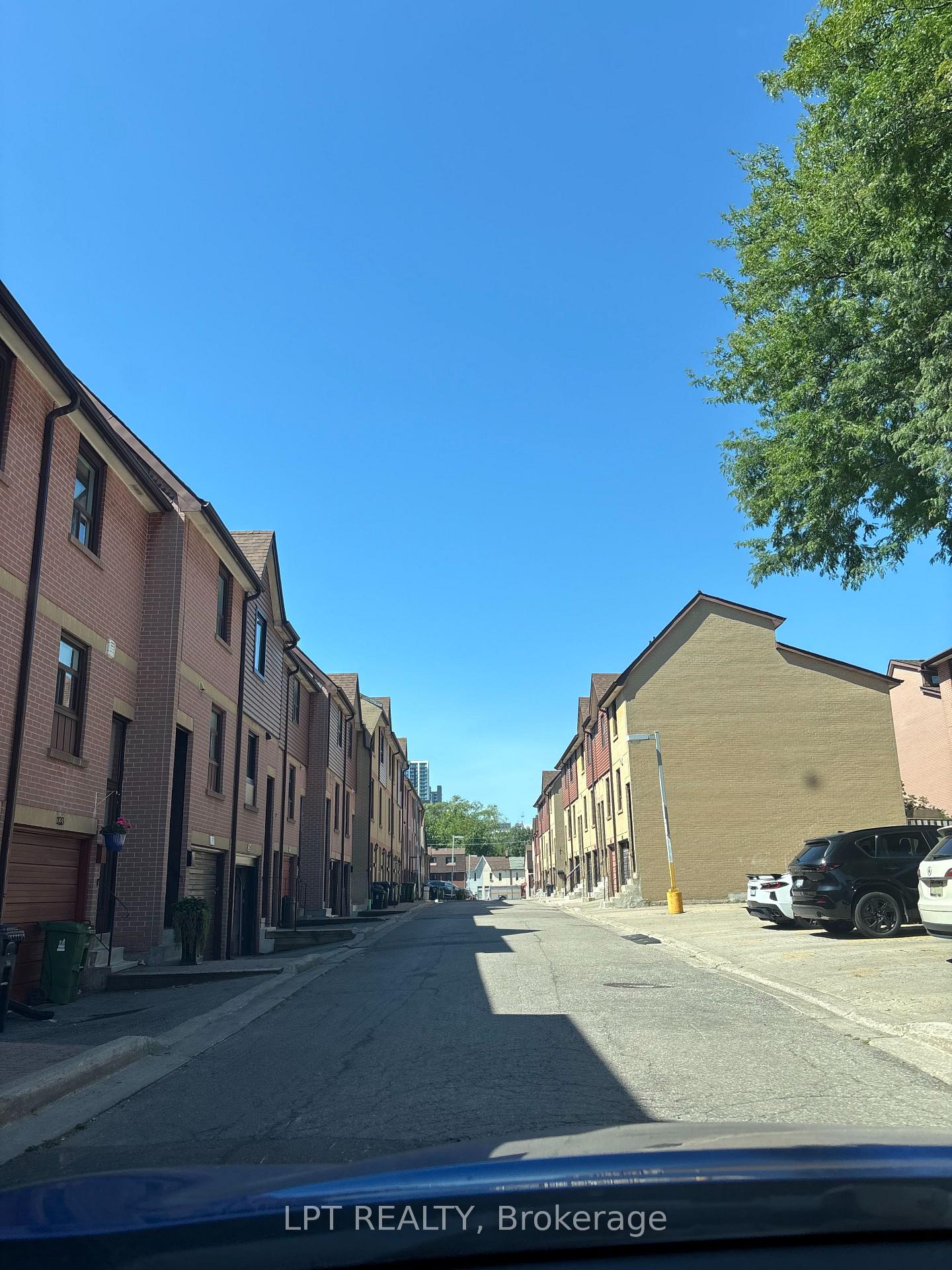 Photo 14 of Unit 167, 275 Broadview Avenue, Toronto, South Riverdale — HOMEH