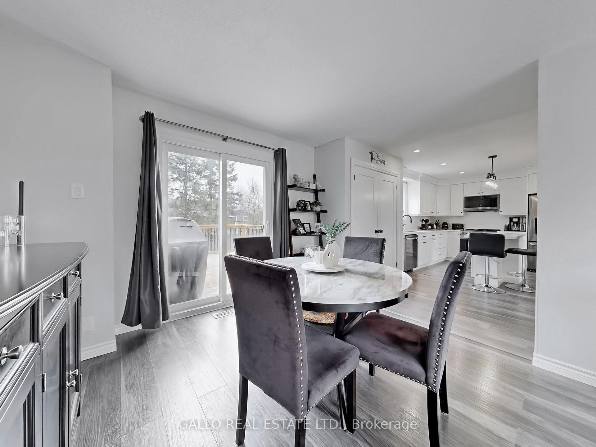 Photo 7 of 630 Highland Crescent, Brock, Beaverton — HOMEH