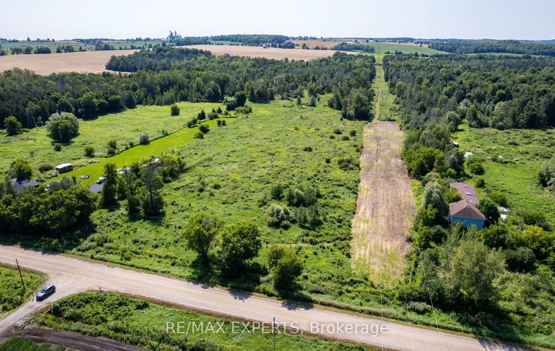 Photo 2 of 2551 3rd Line, Innisfil, Churchill — HOMEH