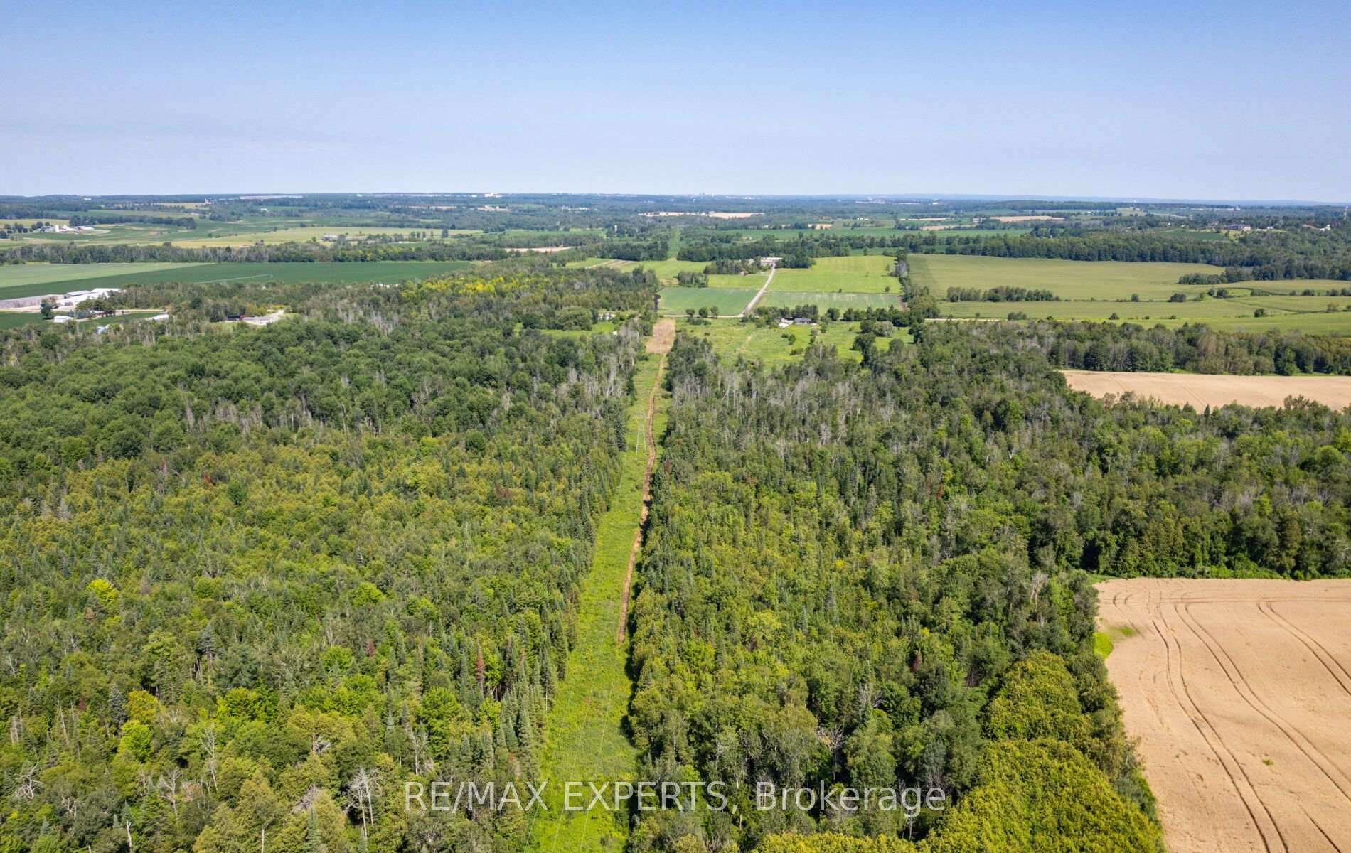 Photo 18 of 2551 3rd Line, Innisfil, Churchill — HOMEH