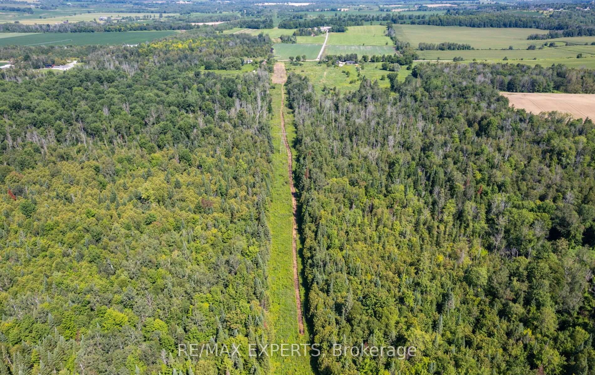 Photo 20 of 2551 3rd Line, Innisfil, Churchill — HOMEH