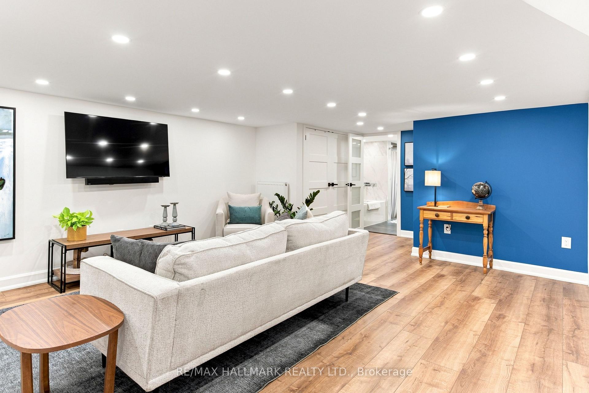 Photo 26 of 501 Sammon Avenue, Toronto, Danforth Village-East York — HOMEH