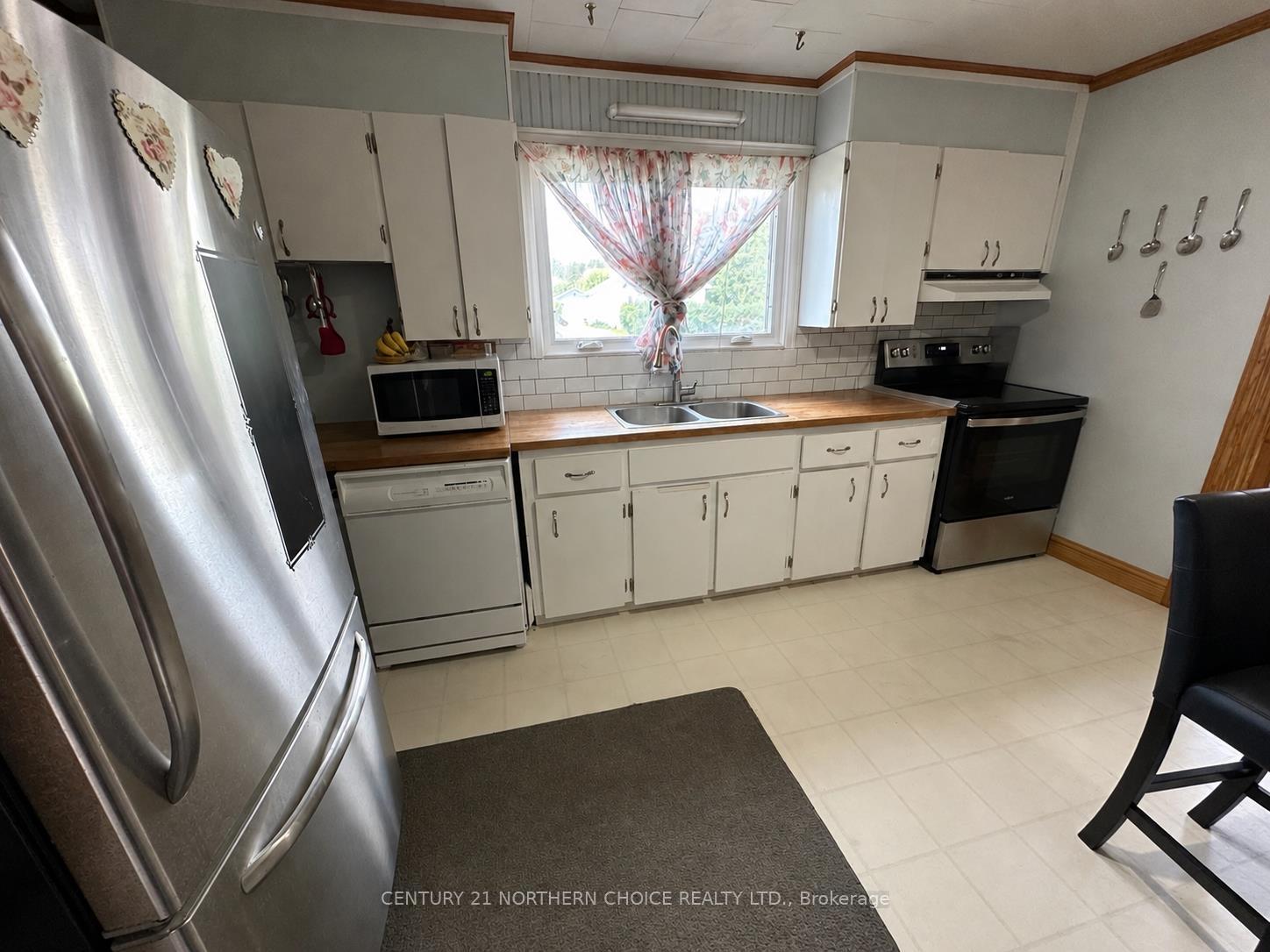 Photo 5 of 120 Dickenson Road, Red Lake, TB-701 — HOMEH