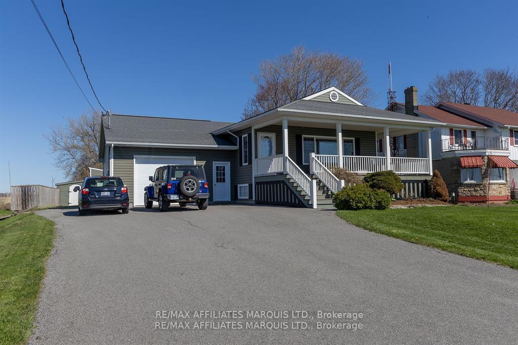 Front of 11851 Lakeshore Drive