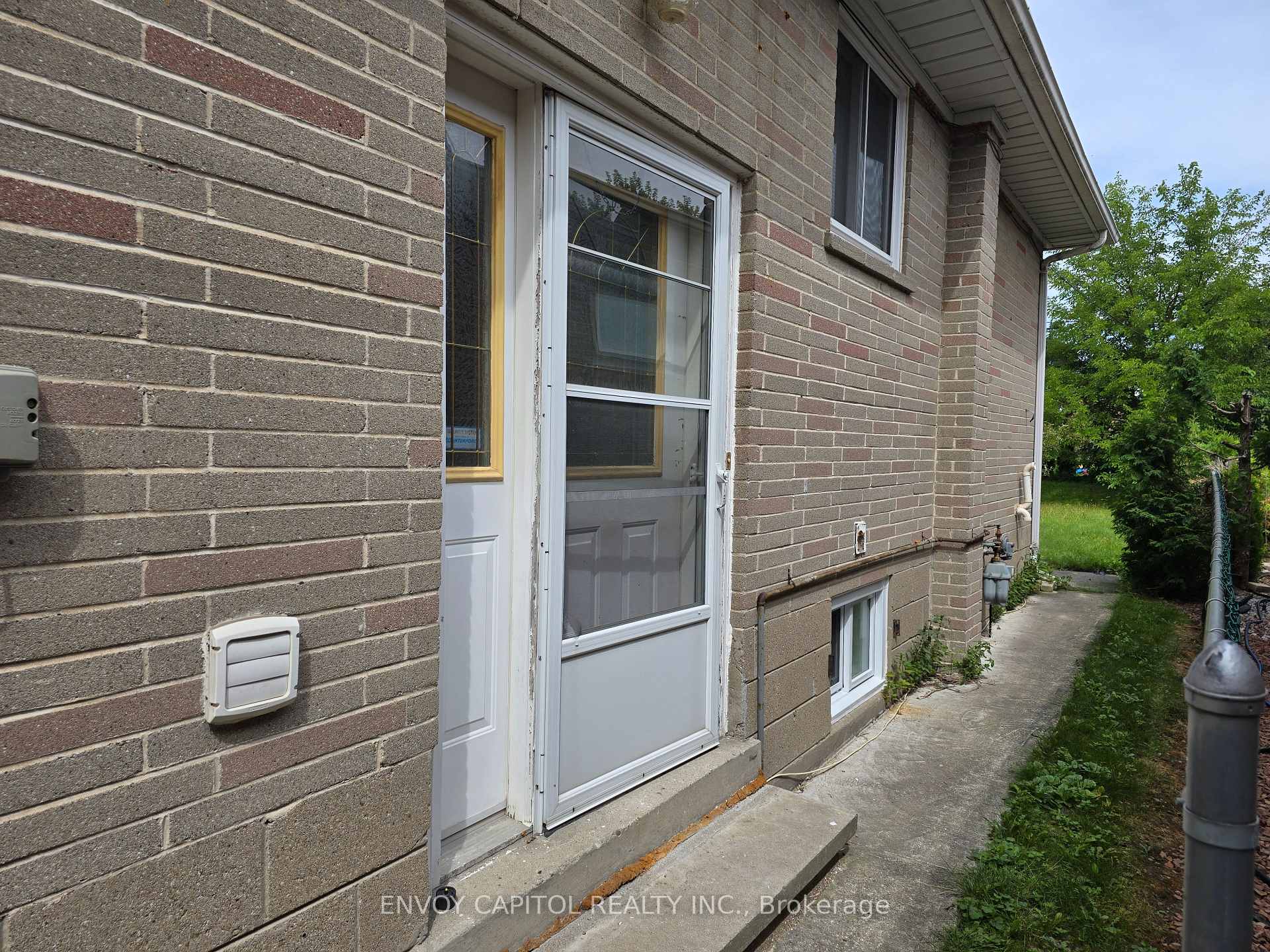 Photo 7 of Unit Basement 1 BR, 6 Arrowstook Road, North York, Bayview Village — HOMEH