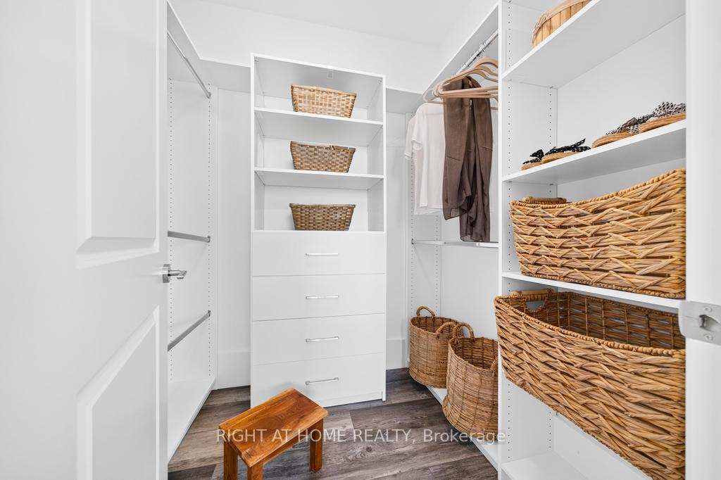 Photo 36 of Unit 2002, 2007 James Street, Burlington, Brant — HOMEH
