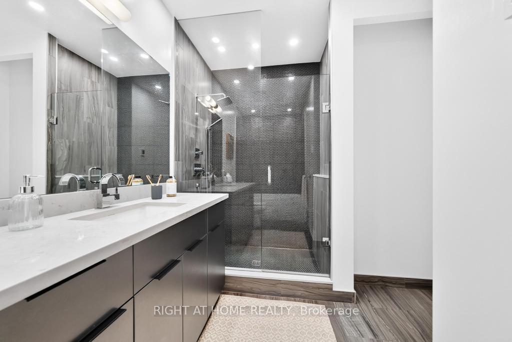 Photo 39 of Unit 2002, 2007 James Street, Burlington, Brant — HOMEH