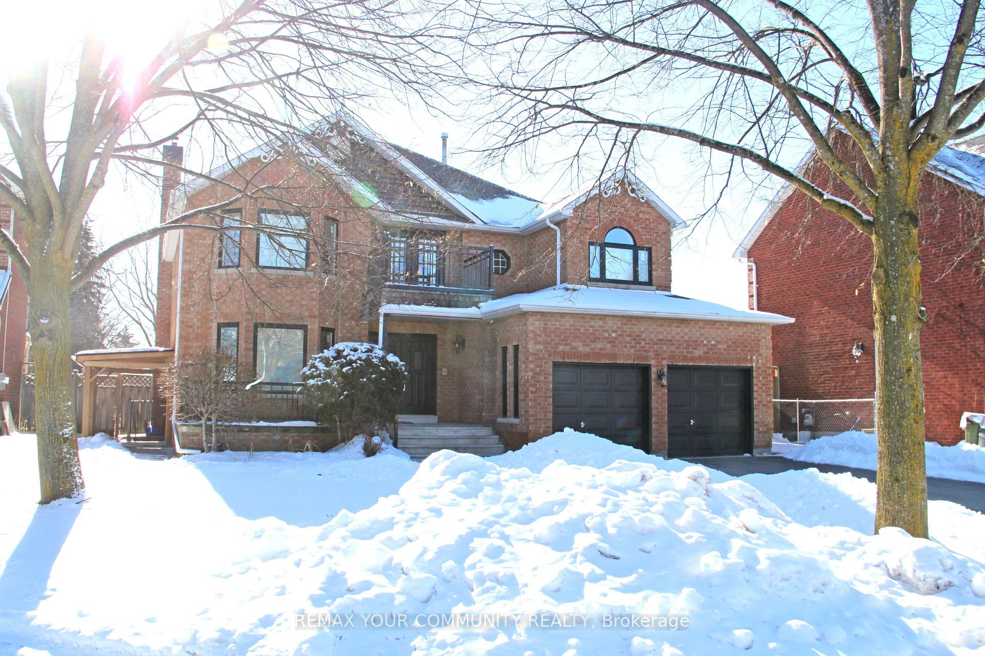 Front of Unit Bsmt, 37 Grovepark Street