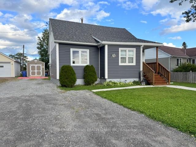 Photo 1 of 13 Oak Street, Kapuskasing — HOMEH