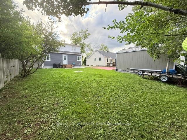 Photo 13 of 13 Oak Street, Kapuskasing — HOMEH