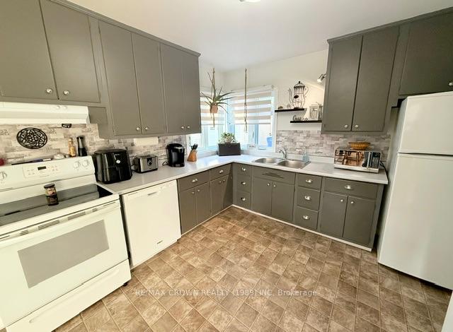 Photo 27 of 13 Oak Street, Kapuskasing — HOMEH