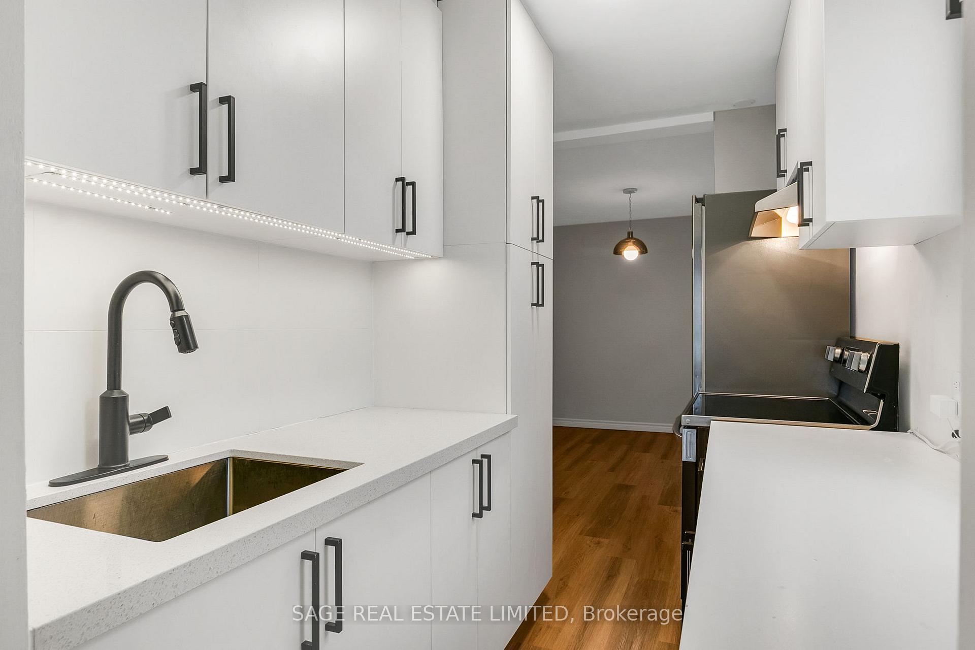 Photo 1 of Unit Upper, 633 St Clair Avenue W, Toronto, Wychwood — HOMEH